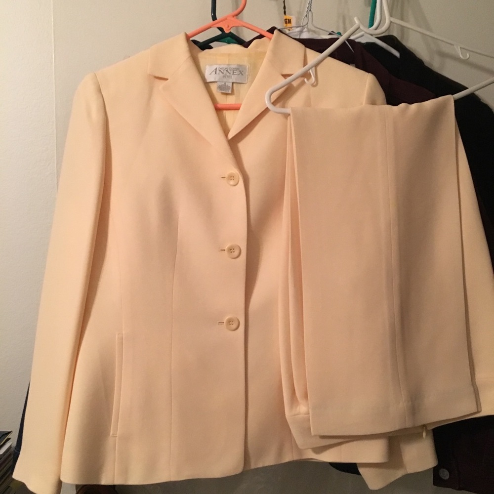 CASUAL CORNER Pants suit